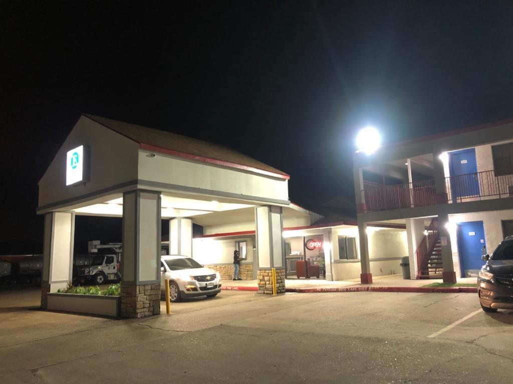 Executive Inn&Suites Beaumont Exterior foto